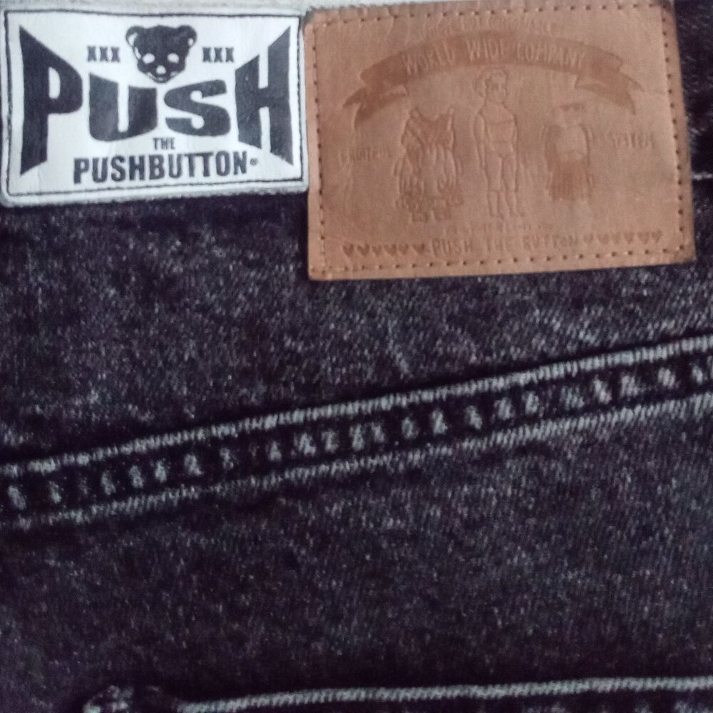 NWT Pushbutton Patch Point Washed Jeans NWT - image 4